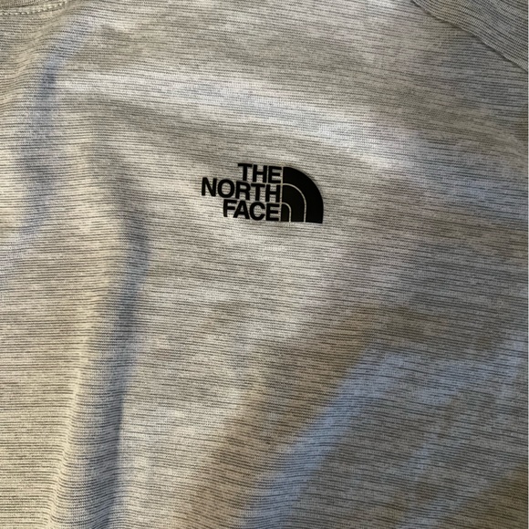The North Face dri fit shirt - Picture 3 of 3